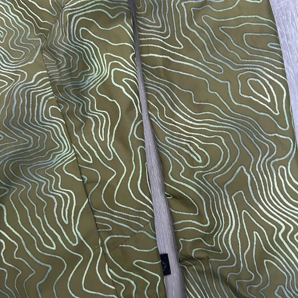 Old Navy All In Motion Boys Green Rain Jacket Size Medium (8) - Picture 2 of 3